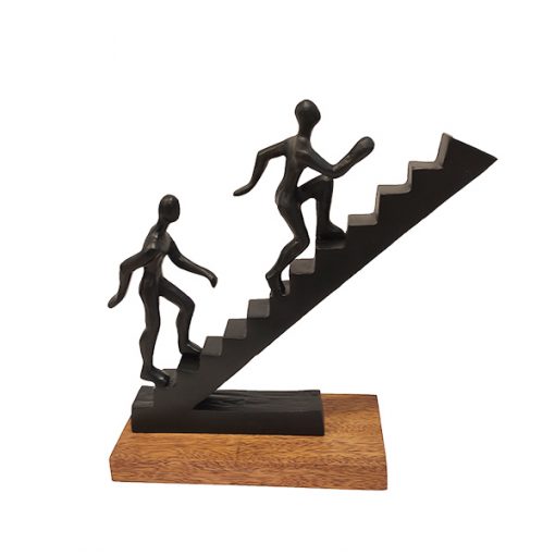 Escultura Homens na Escada Preto